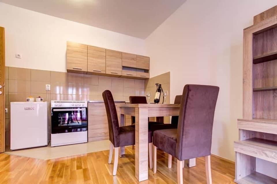 Naki Apartmani Podgorica Exterior photo