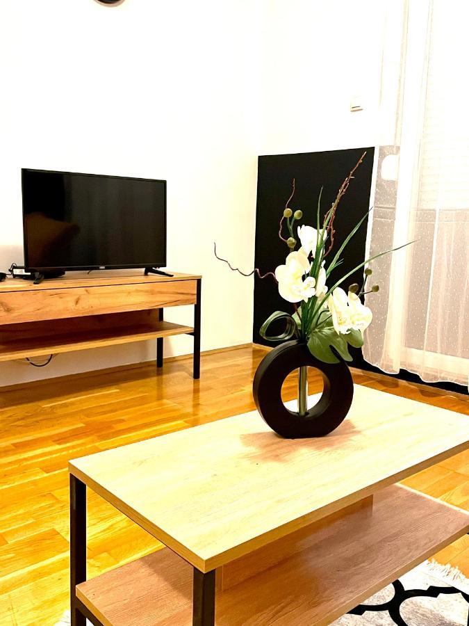 Naki Apartmani Podgorica Exterior photo